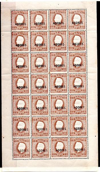 1226.jpg -     Lote:    1226            Açores       Descrição:         1871/76 &mdash; D. Luís I. Fita direita. Selos do Continente com sobrecarga AÇORES. CE25, 15 reis castanho, denteado 12 &frac12;, sobrecarga B. Folha completa de 28 selos. Valor de catálogo &euro; 1.008,00.        ***/**       Valor Base:     &euro; 150,00     Valor Venda:     &euro; 160,00     