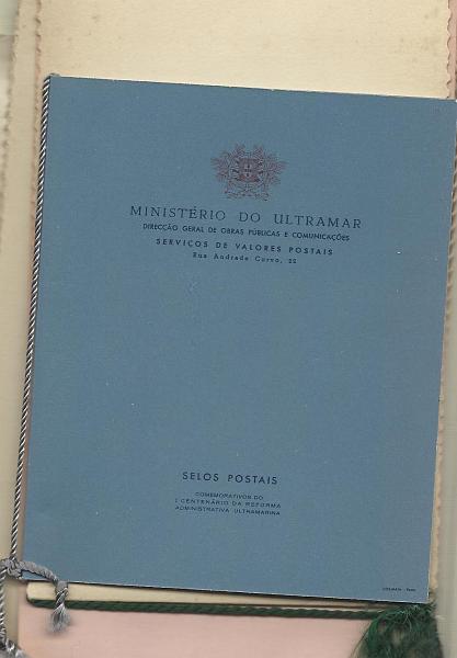 1235.jpg -     Lote:    1235            Ultramar       Descrição:         Ultramar. Séries comuns. 1960/1969 &mdash; 5.º Centenário do Nascimento da Morte do Infante D. Henrique + Sextos Congressos para a Erradicação do Paludismo * Centenário da Reforma Administrativa + Centenário da UIT + 40.º Aniversário da Revolução Nacional. Lote de 5 cadernetas editadas pelo Ministério do Ultramar.        CRT       Valor Base:     &euro; 15,00     Valor Venda:     &euro; 32,00     