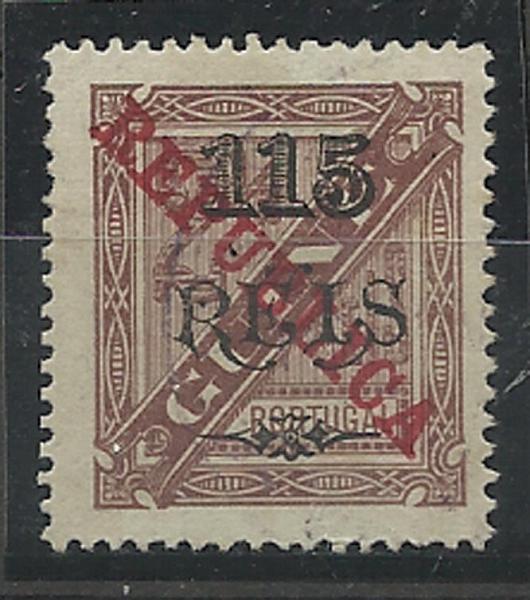 1285.jpg -     Lote:    1285            Guiné       Descrição:         1915 &mdash; D. Carlos I com sobrecarga REPUBLICA da Casa da Moeda. CE163, 115 s/ 2 &frac12; reis castanho, em papel liso, denteado 13 &frac12;. Valor de catálogo &euro; 225,00. B e MR.        *       Valor Base:     &euro; 45,00     Valor Venda:     &euro; 46,00     