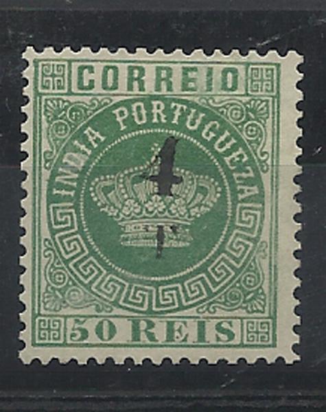 1339.jpg -     Lote:    1339            Índia       Descrição:         1881/83 &mdash; Tipo Coroa, com sobretaxa. CE104, 4T s/ 50 reis verde azul, denteado 12 &frac12;. Valor de catálogo &euro; 44,00.        **       Valor Base:     &euro; 10,00     Valor Venda:     &euro; 21,00     