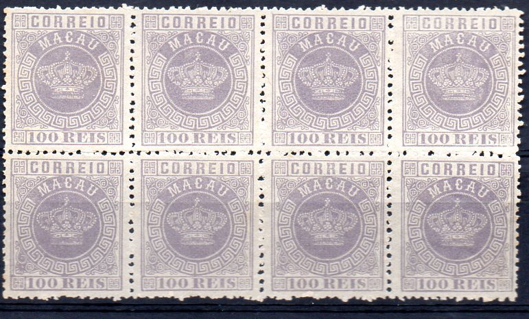 1356.jpg -     Lote:    1356            Macau       Descrição:         1884 &mdash; Tipo Coroa. CE7, 100 reis lilás, denteado 12 &frac12;. Bloco horizontal de 8 selos (4x2). Valor de catálogo &euro; 328,00. MB.        *       Valor Base:     &euro; 100,00     Valor Venda:     &euro; 200,00     