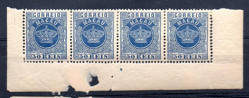 1375.jpg -     Lote:    1375            Macau       Descrição:         1885/89 &mdash; Tipo Coroa. Novas cores e valores. CE20, 50 reis azul. Tira horizontal, fundo de folha, de 4 selos em denteado 12 &frac12;. Valor de catálogo &euro; 88,00. MB.        ***       Valor Base:     &euro; 40,00     Valor Venda:     &euro; 80,00     
