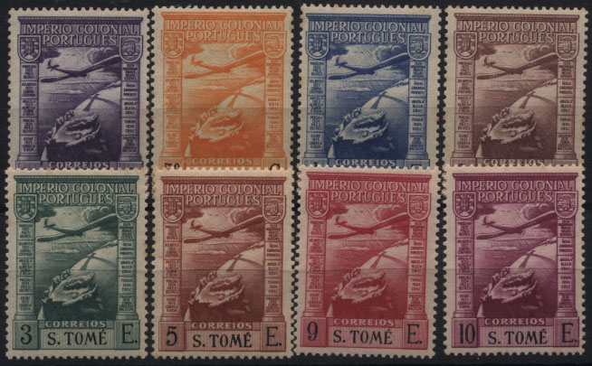 1495.jpg -     Lote:    1495            S. Tomé e Príncipe       Descrição:         1938 &mdash; Correio Aéreo. Império Colonial Português. Legenda S. TOMÉ. CE CA 2/9. Falta selo de 10c para completar a série completa. Valor de catálogo &euro; 270,00.        ***       Valor Base:     &euro; 40,00     Valor Venda:     &euro; 42,00     