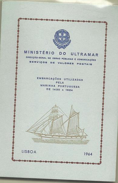 1734.jpg -     Lote:    1734                   Descrição:         Embarcações Utilizadas pela Marinha Portuguesa de 1430 a 1924. Livro de bolso brochado, com 102 páginas, com a série de selos emitidos em Moçambique. Trilingue. Editado pelo Ministério do Ultramar. MBC e R.        Livro       Valor Base:     &euro; 20,00     Valor Venda:     &euro; 24,00     