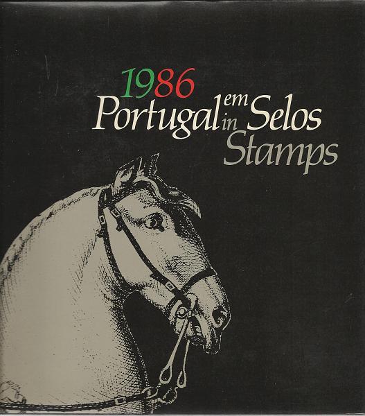 1748.jpg -     Lote:    1748                   Descrição:         1986 &mdash; Livros anuais * Portugal em selos 1986. Livros com os selos. Valor de catálogo &euro; 170,00. MB.        Livro       Valor Base:     &euro; 25,00     Valor Venda:     &euro; 25,00     