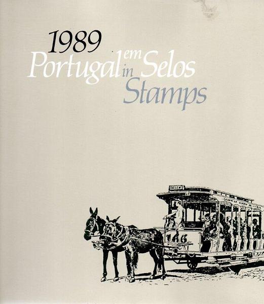 1751.jpg -     Lote:    1751                   Descrição:         1989 &mdash; Livros anuais * Portugal em selos 1989. Valor de catálogo &euro; 136,00.        Livro       Valor Base:     &euro; 20,00     Valor Venda:     &euro; 26,00     