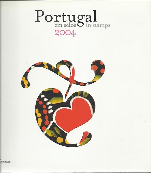 1766.jpg -     Lote:    1766                   Descrição:         2004 &mdash; Livros anuais * Portugal em selos 2004. Livros com os selos. Valor de catálogo &euro; 130,00. MB.        Livro       Valor Base:     &euro; 20,00     Valor Venda:     &euro; 44,00     