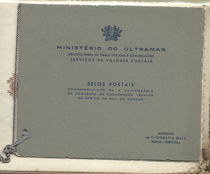1865.jpg -     Lote:    1865                   Descrição:      Ex-Colónias.   Lote de 7 cadernetas editadas pelo Ministério do Ultramar, com séries comuns a diversas colónias. Lote a ver.        Lote       Valor Base:     &euro; 10,00     Valor Venda:     &euro; 24,00     