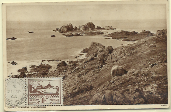 2102.jpg -     Lote:    2102      Lotes pelo Correio              Descrição:      Ilha de Jersey (Paisagem) &mdash;   Postal ilustrado concordante com selo de 1 &frac12; d sépia, obliterados com marca de dia de Cheapside Jersey (21.09.44).        PM       Valor Base:     &euro; 10,00     Valor Venda:     &euro; 10,00     