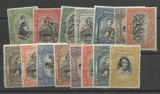 2382.jpg -     Lote:    2382      Lotes pelo Correio       Portugal       Descrição:         1927 &mdash; Independência de Portugal (2.ª emissão). CE420/434. Série completa. Selos CE432/434 sem goma. Lote a ver.        **/*       Valor Base:     &euro; 10,00     Valor Venda:     &euro; 22,00     