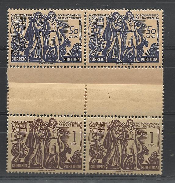 2405.jpg -     Lote:    2405      Lotes pelo Correio       Portugal       Descrição:         1951 &mdash; 5.º Centenário do Povoamento da Ilha Terceira. CE737/38. Série completa em pares. Valor de catálogo &euro; 36,00.        ***       Valor Base:     &euro; 8,00     Valor Venda:     &euro; 8,00     