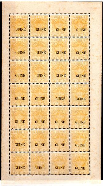 2485.jpg -     Lote:    2485      Lotes pelo Correio       Guiné       Descrição:         1885 &mdash; Tipo Coroa. Selos de Cabo Verde, com sobrecarga "GUINÉ", grande. Novas cores. CE22, 40 reis amarelo, denteado 12 &frac12;. Folha completa de 28 selos. Pontos de óxido. Lote a ver. Valor de catálogo &euro; 112,00.        ***       Valor Base:     &euro; 15,00     Valor Venda:     &euro; 15,00     