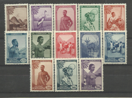 2488.jpg -     Lote:    2488      Lotes pelo Correio       Guiné       Descrição:         1948 &mdash; Motivos da Guiné. CE248/260. Série completa. Alguns selos com pontos de óxido. Valor de catálogo &euro; 112,00.        **       Valor Base:     &euro; 10,00     Valor Venda:     Retirado     