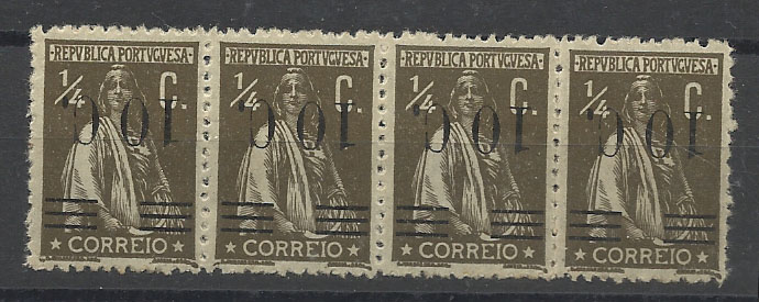 0816.jpg -     Lote:    816            Portugal       Descrição:         1928/29 — Ceres, com sobretaxa. CE 453, 10C s/ ¼ c sépia. Tira horizontal de 4 selos com a sobretaxa invertida. Valor de catálogo € 1.264,00.        ***       Valor Base:     € 250,00     Valor Venda:     Retirado     