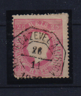 0570.jpg -     Lote:    570            Correio ferroviário       Descrição:         Correio ferroviário. Marcas. 1870/76 &mdash; D. Luís I, fita direita. CE40, 25 reis, denteado 13 &frac12;, obliterado com carimbo batido a preto "R. A. CAZEVEL A LISBOA / 28/5/1878". Variante com "A" em vez de "traço"         O       Valor Base:     &euro; 8,00     Valor Venda:     Retirado     