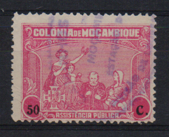 0598.jpg -     Lote:    598            Correio ferroviário       Descrição:         Correio ferroviário. Marcas de estações. 1942 — Assistência Pública. CE IP44, 50C, obliterado com carimbo batido a violeta: CAMINHOS ???? / MOÇAMBIQUE / ESTAÇÃO DE ???? / DIVISÃO DE LOURENÇO MARQUES".         O       Valor Base:     € 10,00     Valor Venda:     € 14,00       