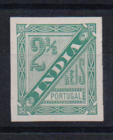 0740.jpg -     Lote:    740            Índia       Descrição:         1893/95 &mdash; D. Carlos I (JORNAES). NÃO EMITIDO, 2 &frac12; reis. Prova não denteada, em verde (cor não aprovada), em papel liso amarelado.         PRV       Valor Base:     &euro; 20,00     Valor Venda:     &euro; 26,00       