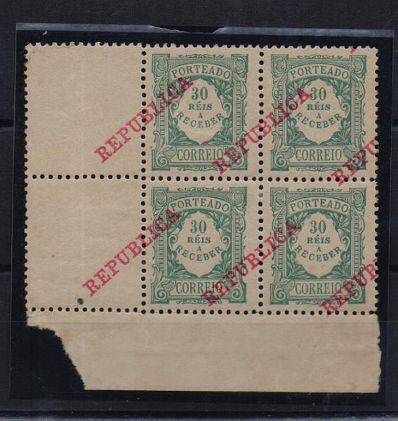 0830.jpg -     Lote:    830            Portugal       Descrição:         Porteado. Tipo de 1904, com sobrecarga REPUBLICA. CE17, 30 reis. Quadra com a sobrecarga deslocada. Não catalogada.         ***       Valor Base:     € 5,00     Valor Venda:     € 6,00       