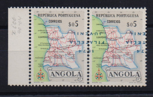 0853.jpg -     Lote:    853            Angola       Descrição:         1974 — Ano Mundial da Filatelia Juvenil. CE585, $05. Par horizontal com a sobrecarga invertida e deslocada.         *       Valor Base:     € 7,00     Valor Venda:     € 22,00       