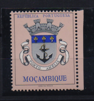 0879.jpg -     Lote:    879            Moçambique       Descrição:         1961 — Brasões de Moçambique. CE444, 7$50. Selo com o valor omisso.         ***       Valor Base:     € 8,00     Valor Venda:     € 14,00       