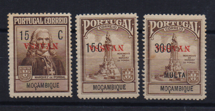 0894.jpg -     Lote:    894            Companhia do Niassa       Descrição:         1925 — Porteado * Imposto Postal. Monumento ao Marquês de Pombal. Lote de 3 selos: Dois CE IP1 e 3 (Efígie e Monumento) + CE IP POR3 30C. Todos os selos com a sobrecarga invertida. Erros NÃO CATALOGADOS.         **       Valor Base:     € 45,00     Valor Venda:     € 140,00       