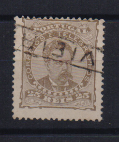 0917.jpg -     Lote:    917            Portugal       Descrição:         Carimbos nominativos. 1882/83 &mdash; D. Luís I, de frente. CE57, 25 reis castanho, obliterado com carimbo batido a preto de "VIEIRA".         O       Valor Base:     &euro; 10,00     Valor Venda:     &euro; 10,00       