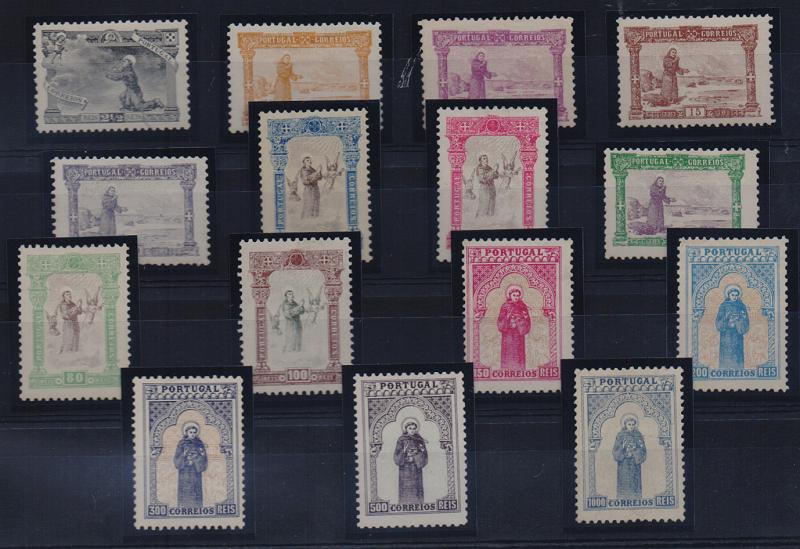 1208.jpg -     Lote:    1208            Portugal       Descrição:         1895 &mdash; 7.º Centenário do nascimento de S. António. CE111/125. Série completa regomada. Valor de catálogo &euro; 3.372,00.         RG***       Valor Base:     &euro; 250,00     Valor Venda:     &euro; 480,00       