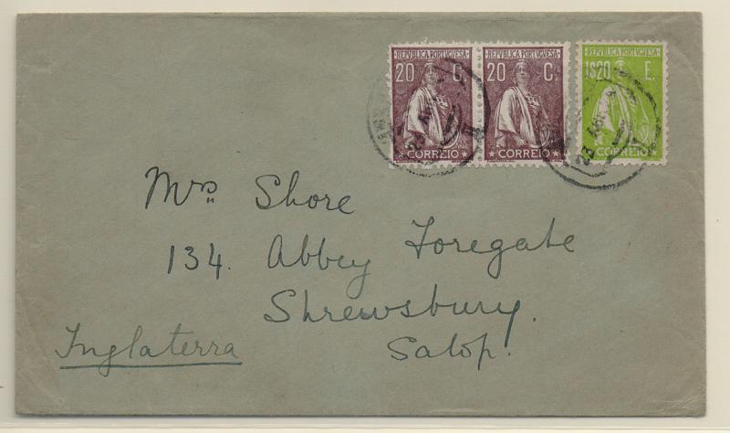 1249.jpg -     Lote:    1249            Portugal       Descrição:         1920/22 &mdash; Ceres. Sobrescrito circulado para Londres com par de selos de 30c castanho CE240 e 1$20 verde-amarelo CE250.         Carta       Valor Base:     &euro; 20,00     Valor Venda:     Retirado     
