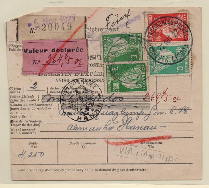 1272.jpg -     Lote:    1272            Portugal       Descrição:         1926 &mdash; Ceres. Emissão Londres. Boletim de expedição de encomenda postal remetida de lisboa (22.10.27) para a Alemanha, com valor declarado, franquiada com selo de 40c, 2x2$00 e 10$00. CE406, 415 e 419.         DOC       Valor Base:     &euro; 80,00     Valor Venda:     &euro; 100,00       