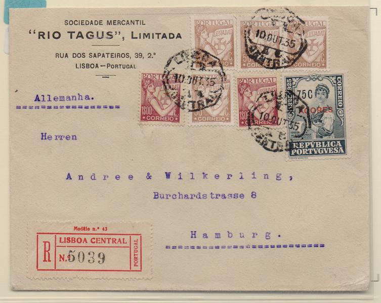 1308.jpg -     Lote:    1308            Portugal       Descrição:         1931 &mdash; Lusíadas + selo de recurso do Centenário de Camilo castelo Branco, com sobrecarga Açores, utilizado no Continente. Sobrescrito circulado registado de Lisboa (10.10.35) para Hamburgo, com selos 5x50C CE522, 2x1$00 CE525 e 75C CE232 (Açores).         Carta       Valor Base:     &euro; 32,00     Valor Venda:     Retirado     