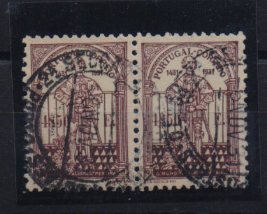 1310.jpg -     Lote:    1310            Portugal       Descrição:         1931 &mdash; 5.º Centenário da Morte de D. Nuno Alvares Pereira. CE542, 4$50 castanho e verde claro. Par horizontal. Valor de catálogo &euro; 194,80.         O       Valor Base:     &euro; 20,00     Valor Venda:     &euro; 38,00       