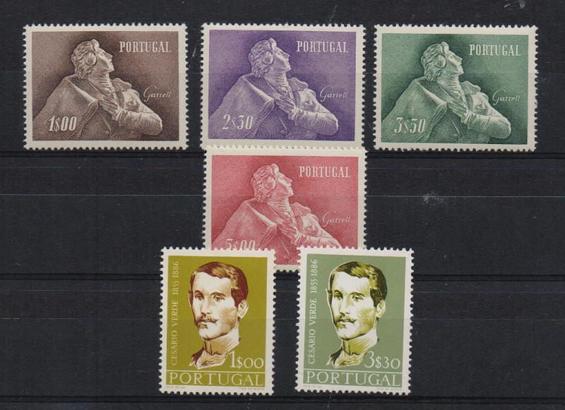 1344.jpg -     Lote:    1344            Portugal       Descrição:         1957 &mdash; Lote composto pelas séries emitidas durante o ano de 1957, CE827/32. Valor de catálogo &euro; 280,00.         ***       Valor Base:     &euro; 30,00     Valor Venda:     &euro; 36,00       