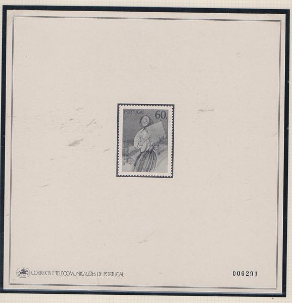 1414.jpg -     Lote:    1414            Portugal       Descrição:         1977 &mdash; Europa'77. CE BLC20. Bloco da 2.ª tiragem com cores mais escuras.         BLC***       Valor Base:     &euro; 20,00     Valor Venda:     &euro; 26,00       