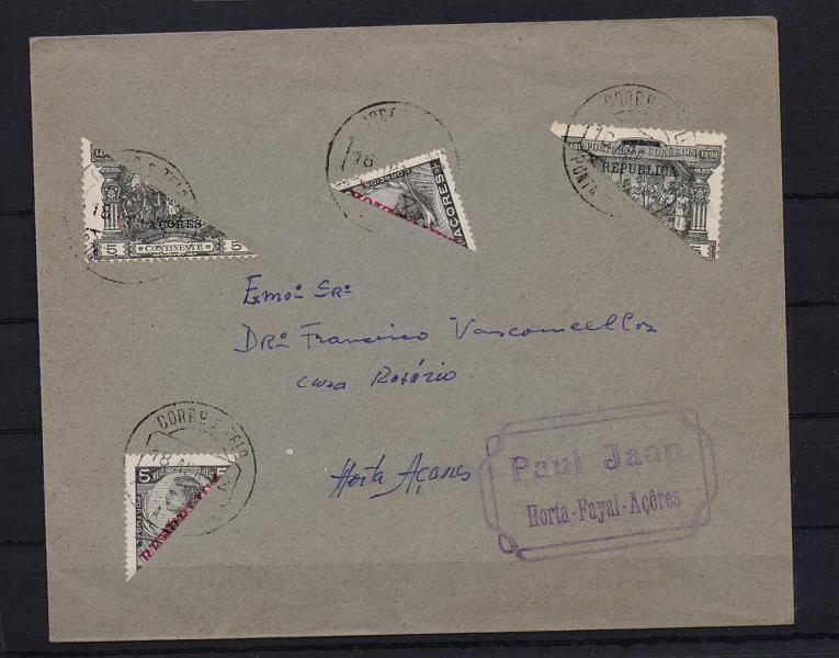 1438.jpg -     Lote:    1438            Açores       Descrição:         1911/12 &mdash; D. Manuel II com sobrecarga REPUBLICA + 4.º Centenário do Descobrimento do Caminho Marítimo para a Índia, com sobrecarga REPUBLICA, sobre selos de Porteado do Continente. Sobrescrito circulado de Ponta Delgada (18.04.12) para a Horta (21.04.12) com dos selos bipartidos de 5 reis CE122 + 2 selos bipartidos de 5 reis CE143.         Carta       Valor Base:     &euro; 15,00     Valor Venda:     Retirado     