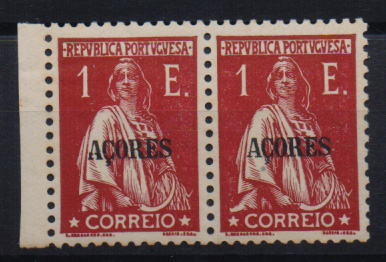 1445.jpg -     Lote:    1445            Açores       Descrição:         1930/31 &mdash; Ceres. Selos do Continente com sobrecarga "AÇORES". CE309, 1E. Par horizontal. Valor de catálogo &euro; 148,00.         ***       Valor Base:     &euro; 10,00     Valor Venda:     Retirado     