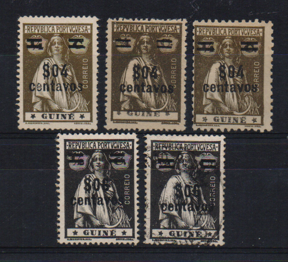 1501.jpg -     Lote:    1501            Guiné       Descrição:         1920 &mdash; Ceres, com sobretaxa. CE174/75. Lote composto por três selos de 4C s/ &frac14; c CE174 denteado 15x14, estrelas II/II, e um selo em denteado 12x11 &frac12; + dois selos de 6C s/ &frac12; c estrelas I/I e III/I.         **       Valor Base:     &euro; 12,00     Valor Venda:     &euro; 24,00       