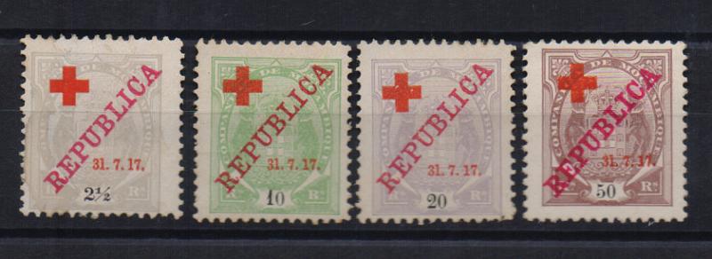 1602.jpg -     Lote:    1602            Companhia de Moçambique       Descrição:         1917 &mdash; Tipo Elefante, com sobrecarga REPUBLICA e sobrecarga Cruz Vermelha. CE107/110, 2 &frac12;, 10, 20, e 50 reis, todos com variedade "1" de "31" maior: Valor de catálogo &euro; 161,00.         **       Valor Base:     &euro; 30,00     Valor Venda:     &euro; 50,00       