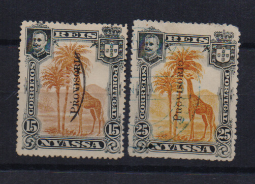 1613.jpg -     Lote:    1613            Companhia do Niassa       Descrição:         1903 &mdash; D. Carlos I. Selos de 1901 com sobrecarga "PROVISORIO". CE48/49. Série completa, CE49 com um dente curto. Valor de catálogo &euro; 420,00.         O       Valor Base:     &euro; 100,00     Valor Venda:     Retirado     