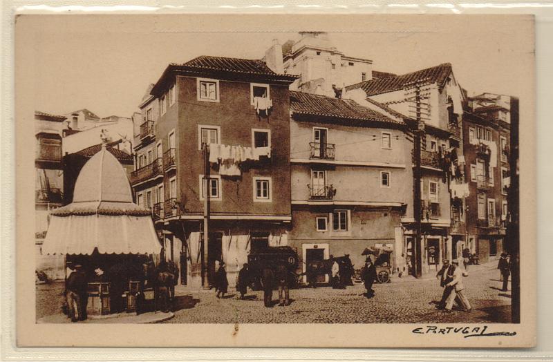 1919.jpg -     Lote:    1919      Lotes pelo Correio              Descrição:         Lisboa. Alfama. Largo do chafariz de Dentro (cliché de E. Portugal). Novo.         PI       Valor Base:     &euro; 8,00     Valor Venda:     Retirado     
