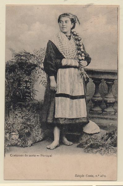 1948.jpg -     Lote:    1948      Lotes pelo Correio              Descrição:         Costumes do Norte &mdash; Portugal. Edição Costa, n.º 250. Novo         PI       Valor Base:     &euro; ?     Valor Venda:     Retirado     