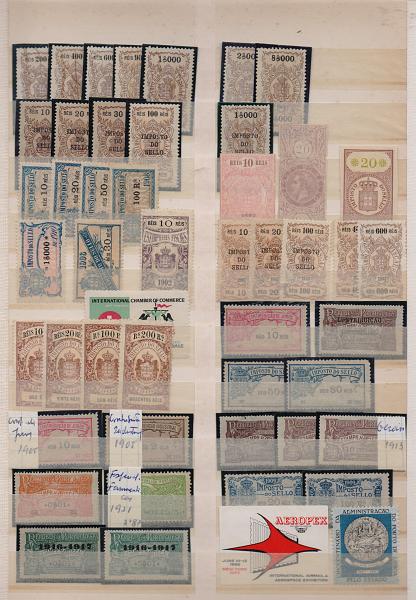 1986.jpg -     Lote:    1986      Lotes pelo Correio              Descrição:         Fiscais e vinhetas. Lote com estampilhas fiscais de Portugal e Colónias e vinhetas de Portugal. Lote a ver.         Lote       Valor Base:     &euro; 25,00     Valor Venda:     Retirado     