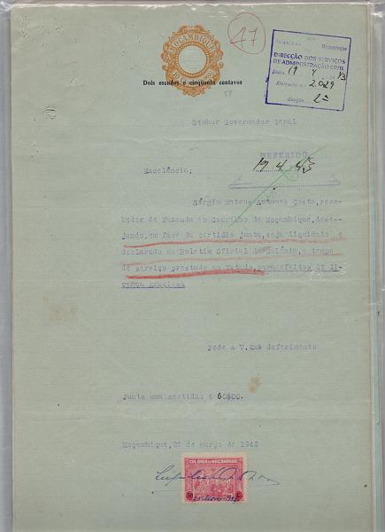 1996.jpg -     Lote:    1996      Lotes pelo Correio              Descrição:         Fiscais. Moçambique. Lote com 22 folhas de documentos em papel selado com diferentes STO, incluindo sobrecarga "Dois escudos e cincoenta cent." / 10 Ctvs, "2$50", "Sobrecarga &mdash; 2$50" / 2$50, "5$00" e "6$00", todos com selos de Assistência diferentes desde CE 44, 45 / 56, etc. Lote a ver.         Lote       Valor Base:     &euro; 5,00     Valor Venda:     &euro; 12,00       