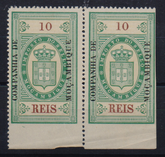 1998.jpg -     Lote:    1998      Lotes pelo Correio              Descrição:         Fiscais. Companhia de Moçambique. Estampilhas de Moçambique com sobrecarga a preto. PB1, 10 reis. Par horizontal não denteado no bordo inferior.         *       Valor Base:     &euro; 4,00     Valor Venda:     Retirado     