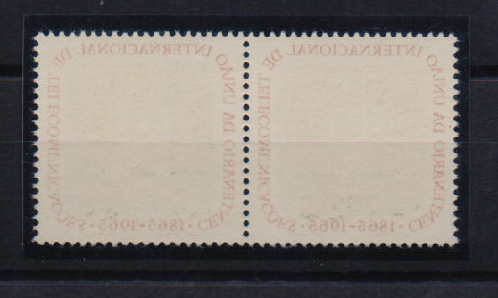 2063.jpg -     Lote:    2063      Lotes pelo Correio              Descrição:         1965 &mdash; 1.º Centenário da União Internacional de Telecomunicações. CE953,1$00.Par horizontal com a impressão por decalque no verso das legendas vermelhas.         ***       Valor Base:     &euro; 2,00     Valor Venda:     &euro; 2,00       