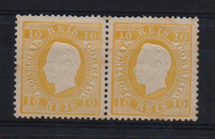 2107.jpg -     Lote:    2107      Lotes pelo Correio       Portugal       Descrição:         1870/76 &mdash; D. Luís I, fita direita. CE37, 10 reis amarelo laranja. Par horizontal com alguns pontos de óxido. Valor de catálogo &euro; 270,00.         **       Valor Base:     &euro; 50,00     Valor Venda:     Retirado     
