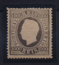 2138.jpg -     Lote:    2138      Lotes pelo Correio       Portugal       Descrição:         1884 &mdash; D. Luís I de frente. Novo valor. CE67, 1000 reis preto, denteado 13 &frac12;, sem goma.         *       Valor Base:     &euro; 30,00     Valor Venda:     &euro; 30,00       