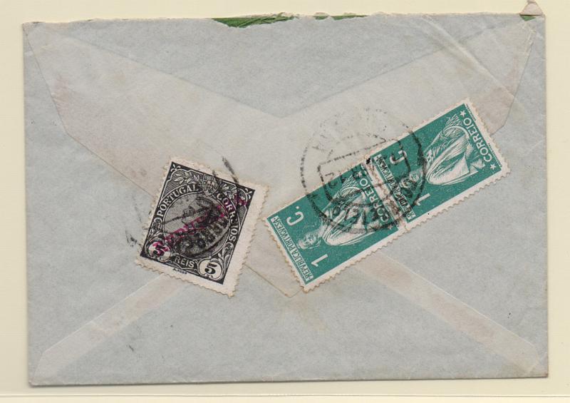 2164.jpg -     Lote:    2164      Lotes pelo Correio       Portugal       Descrição:         1910/12 &mdash; D. Manuel II com sobrecarga REPUBLICA + Ceres. Sobrescrito circulado com selo de 5 reis preto CE171 + 2 selo de 1 c verde, denteado 15x14, papel porcelana CE208.         Carta       Valor Base:     &euro; 12,00     Valor Venda:     Retirado     