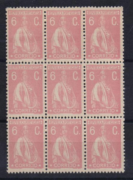 2197.jpg -     Lote:    2197      Lotes pelo Correio       Portugal       Descrição:         1920/22 &mdash; Ceres. CE236, 6C rosa, denteado 12x11 &frac12;, papel cartolina. Bloco com 9 selos. Valor de catálogo &euro; 33,30.         ***       Valor Base:     &euro; 5,00     Valor Venda:     &euro; 7,00       