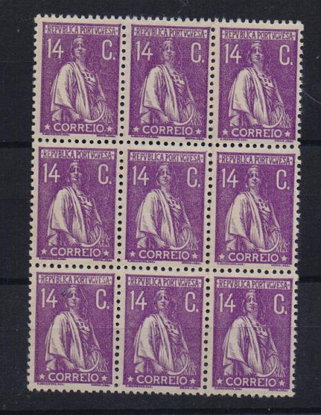 2201.jpg -     Lote:    2201      Lotes pelo Correio       Portugal       Descrição:         1920/22 &mdash; Ceres. CE239, 14c violeta. Bloco com 9 selos. Valor de catálogo &euro; 17,10.         ***       Valor Base:     &euro; 3,00     Valor Venda:     &euro; 10,00       