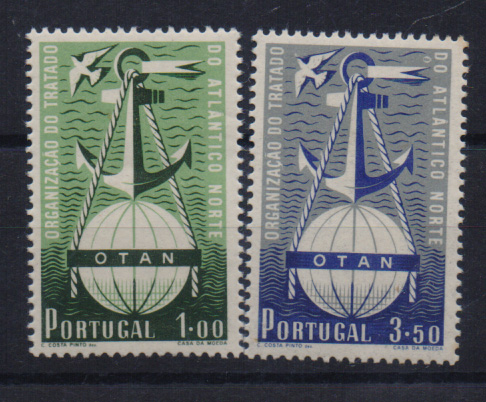 2290.jpg -     Lote:    2290      Lotes pelo Correio       Portugal       Descrição:         1952 &mdash; 3.º Aniversário da OTAN. CE749/50. Série completa. Valor de catálogo &euro; 361,00.         **       Valor Base:     &euro; 20,00     Valor Venda:     Retirado     